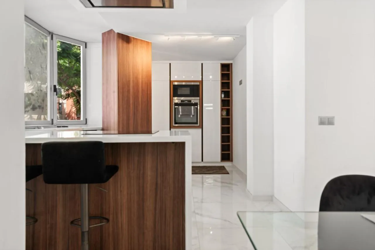 Elegant Apartment By Fuengirola Harbour By Costarentals - Ref 236